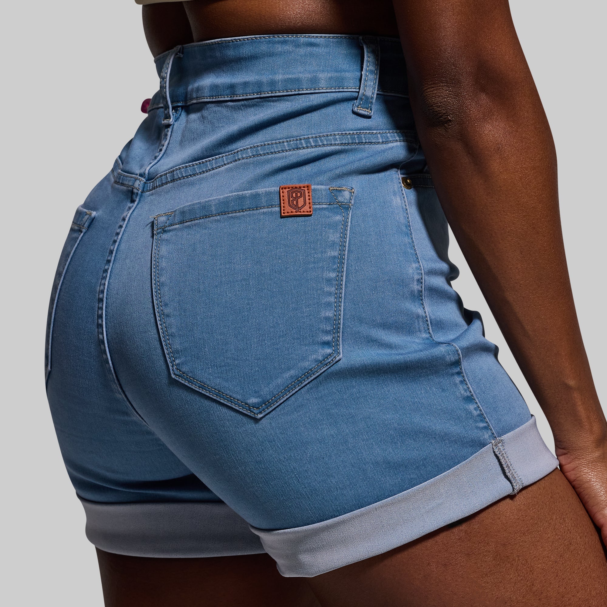 Born x Raised The Rocker Denim Shorts 新品 Stretch Denim Mom Shorts - Light Wash | Born Primitive – Born