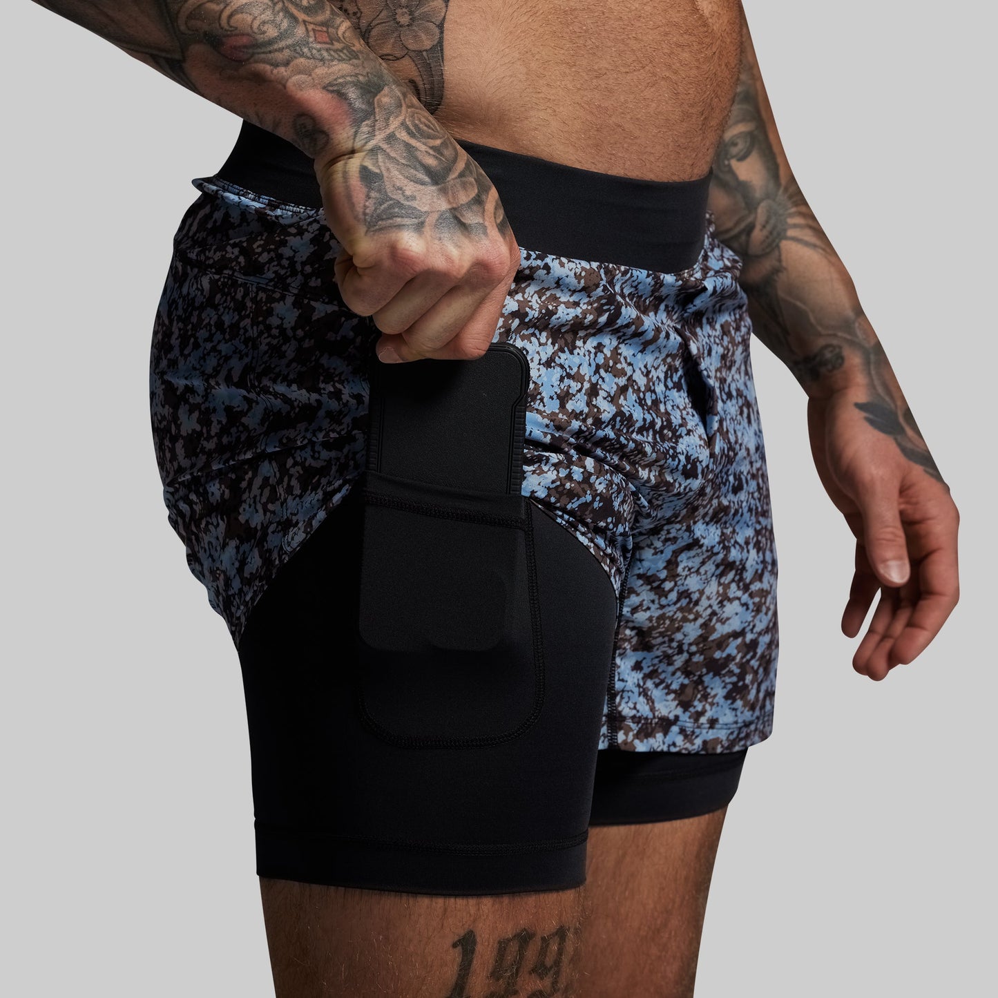 Versatile Short w/ Compression 5" (Speckle)