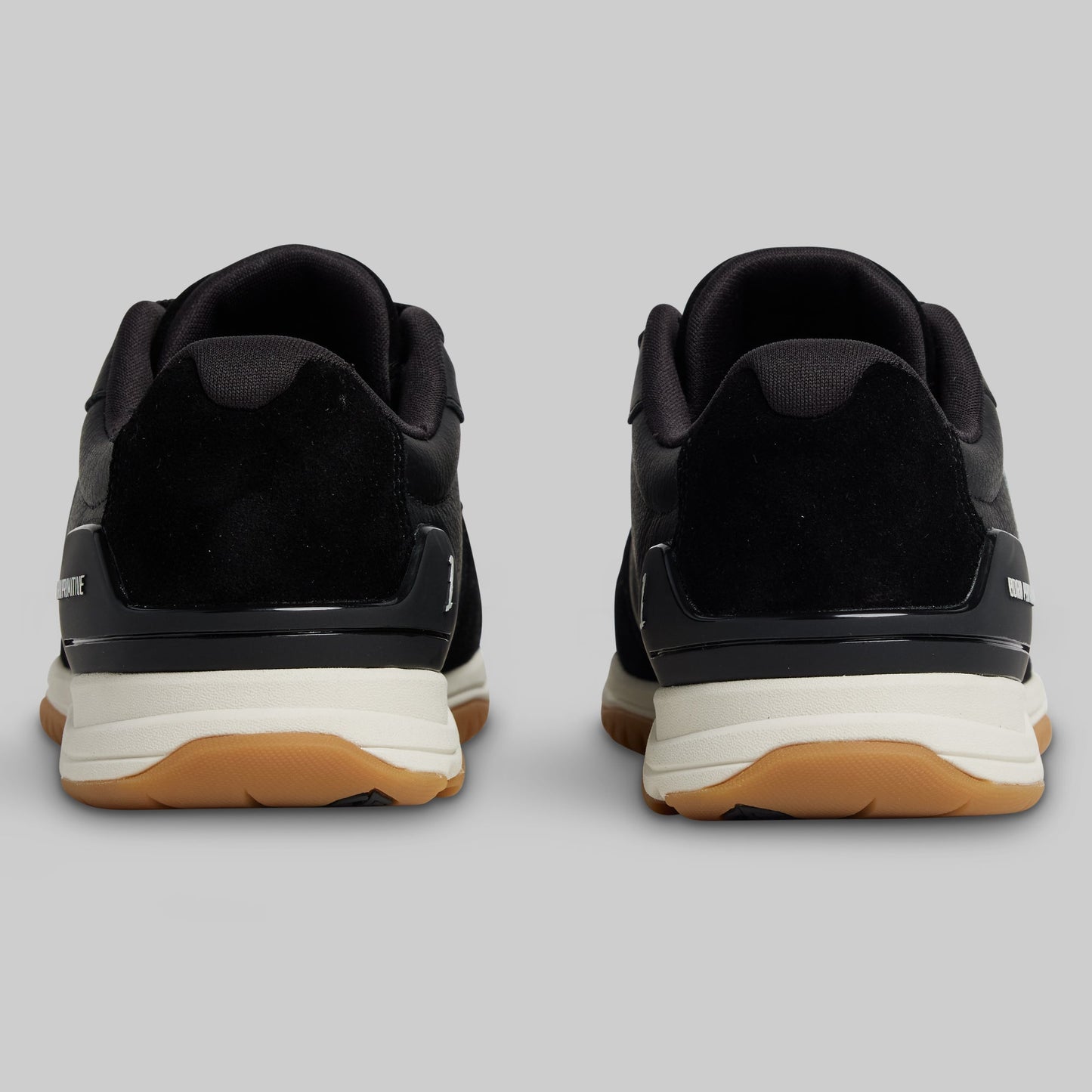 Women's Savage 1 Classic (Black/Gum)