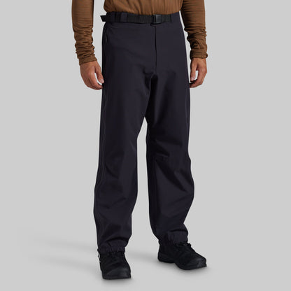 Man wearing black Mission FLEX Rain Pant 2.0, front view
