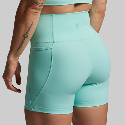 Eccentric Short (Cascade)